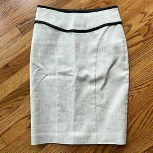 Narcisco Rodriguez light gray pencil skirt with leather trim